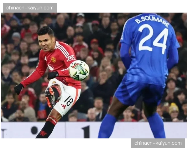 卡塞米罗稳固主力后腰位置，吉马良斯伤愈归队增强中场防守轮换